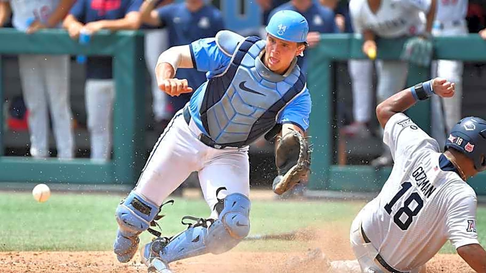 Former Diamond Heel Catcher Stevenson Signs Deal With Seattle