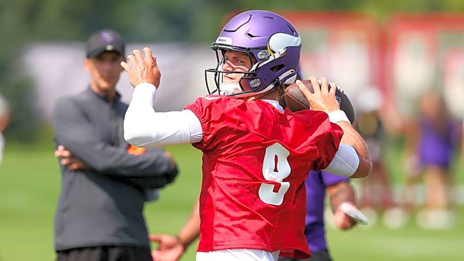 &#39;Two percent better every day&#39;: J.J. McCarthy focused on constant improvement