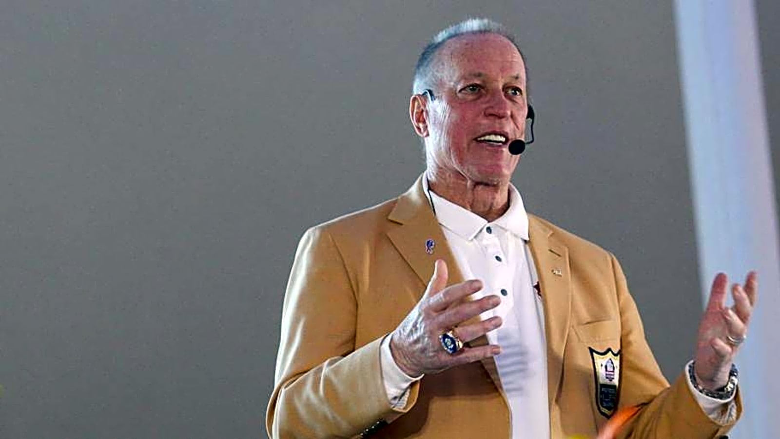 Bills&#39; Hall of Fame QB Jim Kelly opens up on family&#39;s &#39;darkest days&#39;