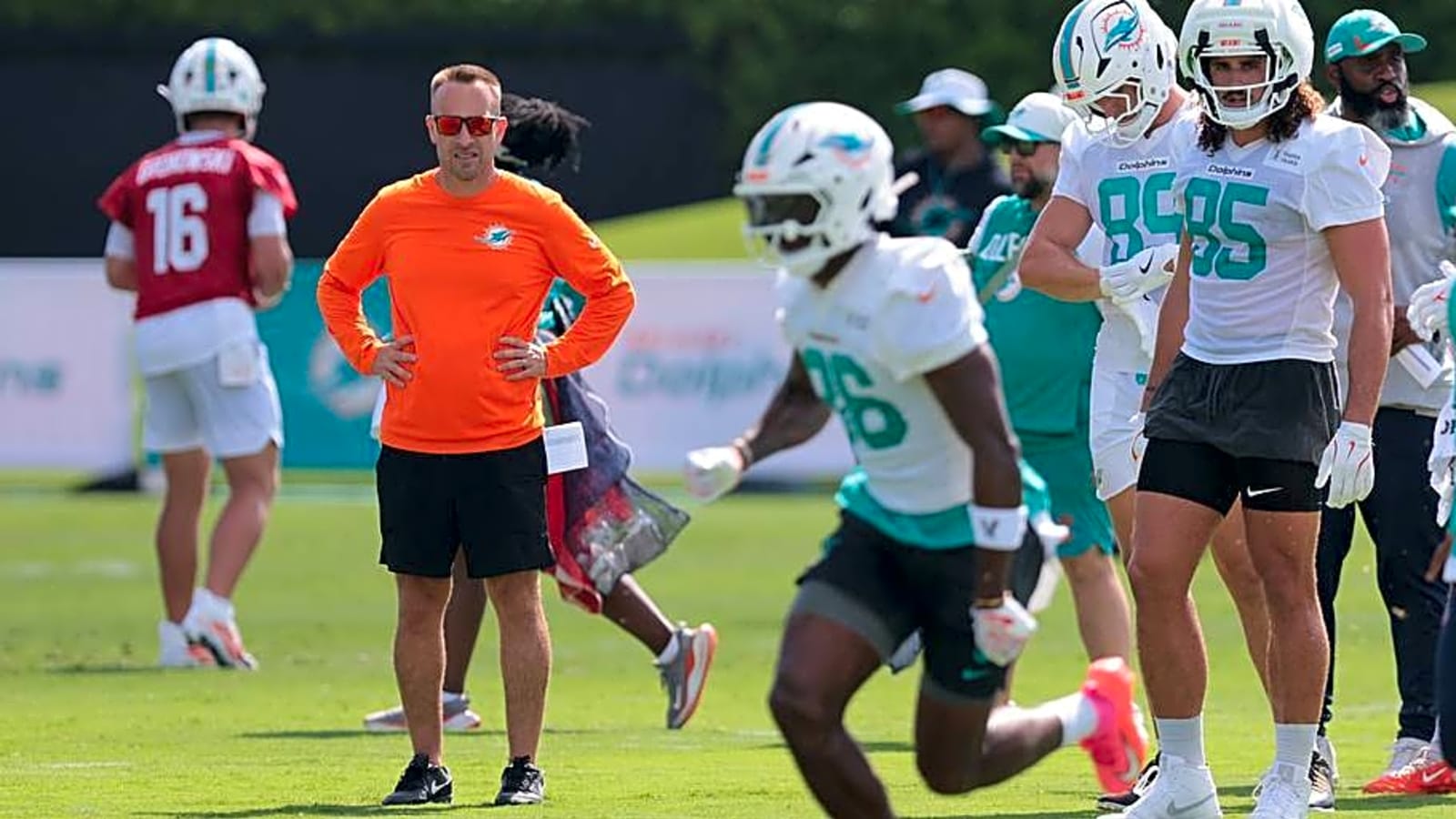 Inside Jeff Hafley's New-Look Miami Dolphins Practices