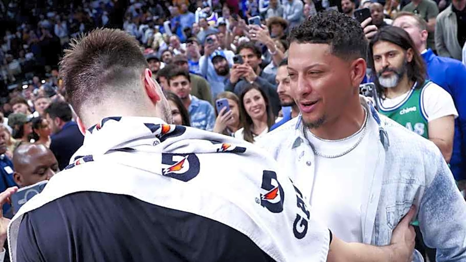 Patrick Mahomes &#39;happy&#39; Luka Doncic is on Lakers after Mavericks trade