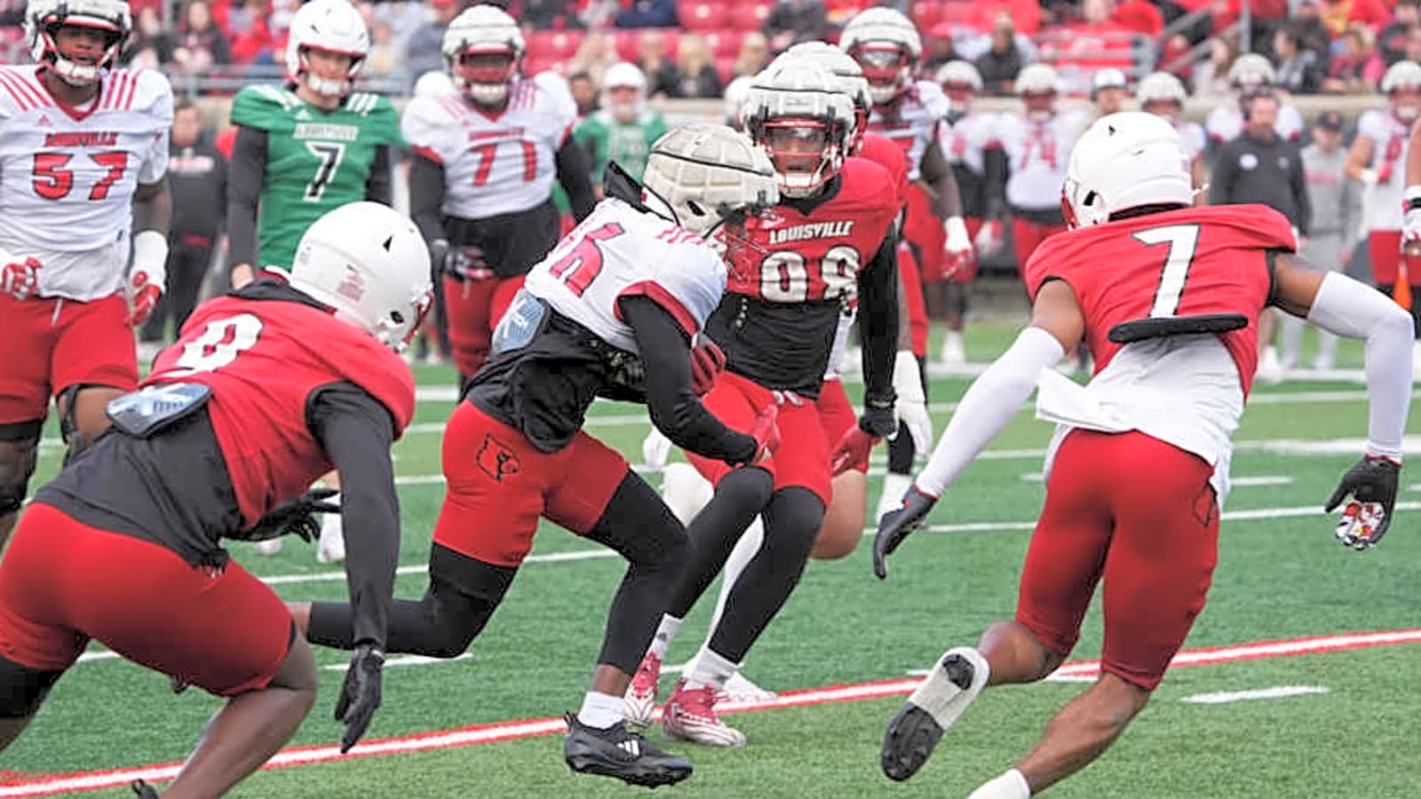 Louisville Football&#39;s Biggest Post-Spring Transfer Portal Needs