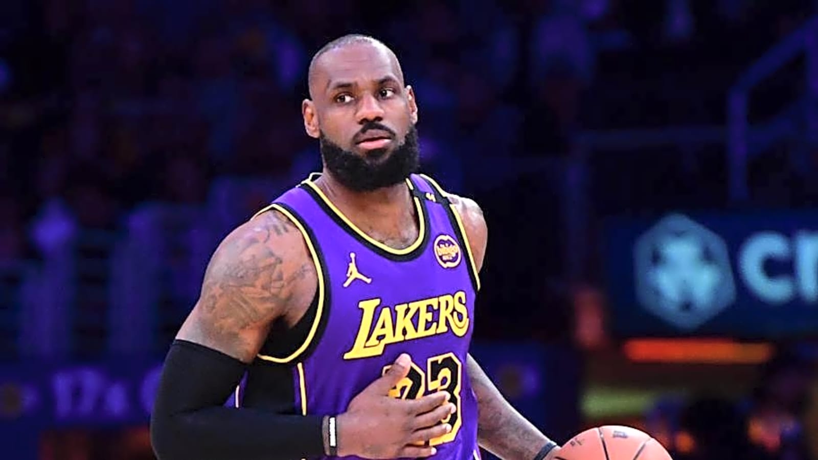 Mavericks named a top landing spot for possible Lakers-LeBron James trade