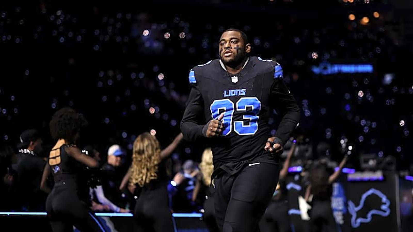 Update on Lions pass rusher is sure to ramp up calls for re-signing Za&#39;Darius Smith