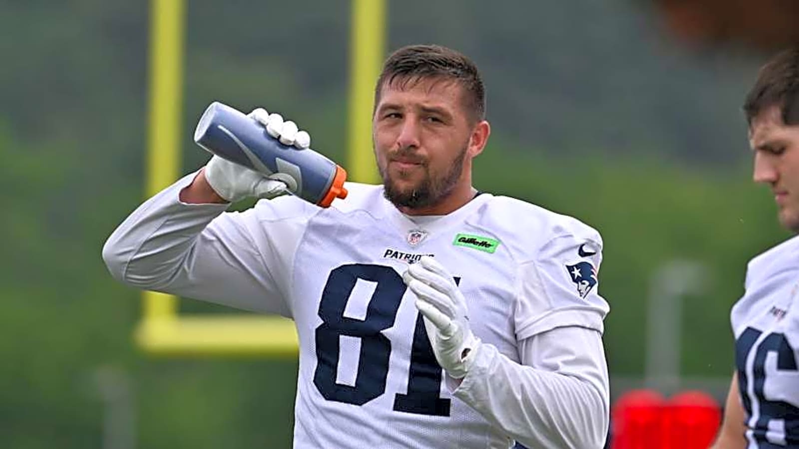 Patriots Austin Hooper Attends Prestigious Tight End University