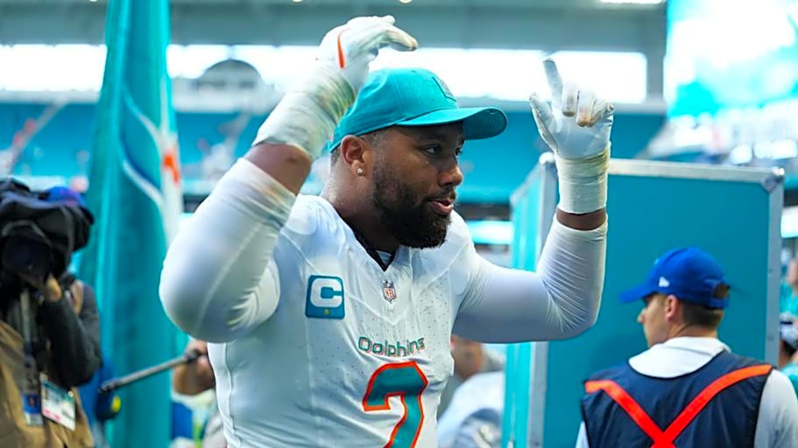 Seahawks Need Backup Plan if Maxx Crosby Trade Fails