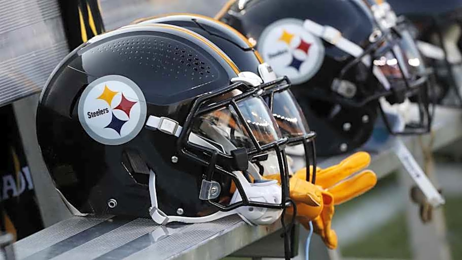 Steelers Trying To Unlock Eagles Super Bowl Champ