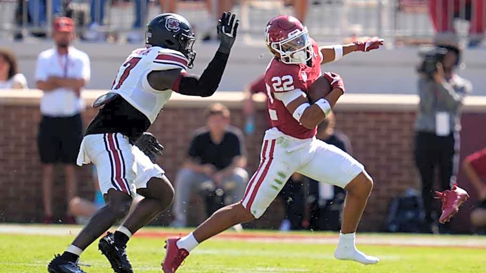 OU Depth Chart: Specialist Newcomers Could be Electric for Oklahoma