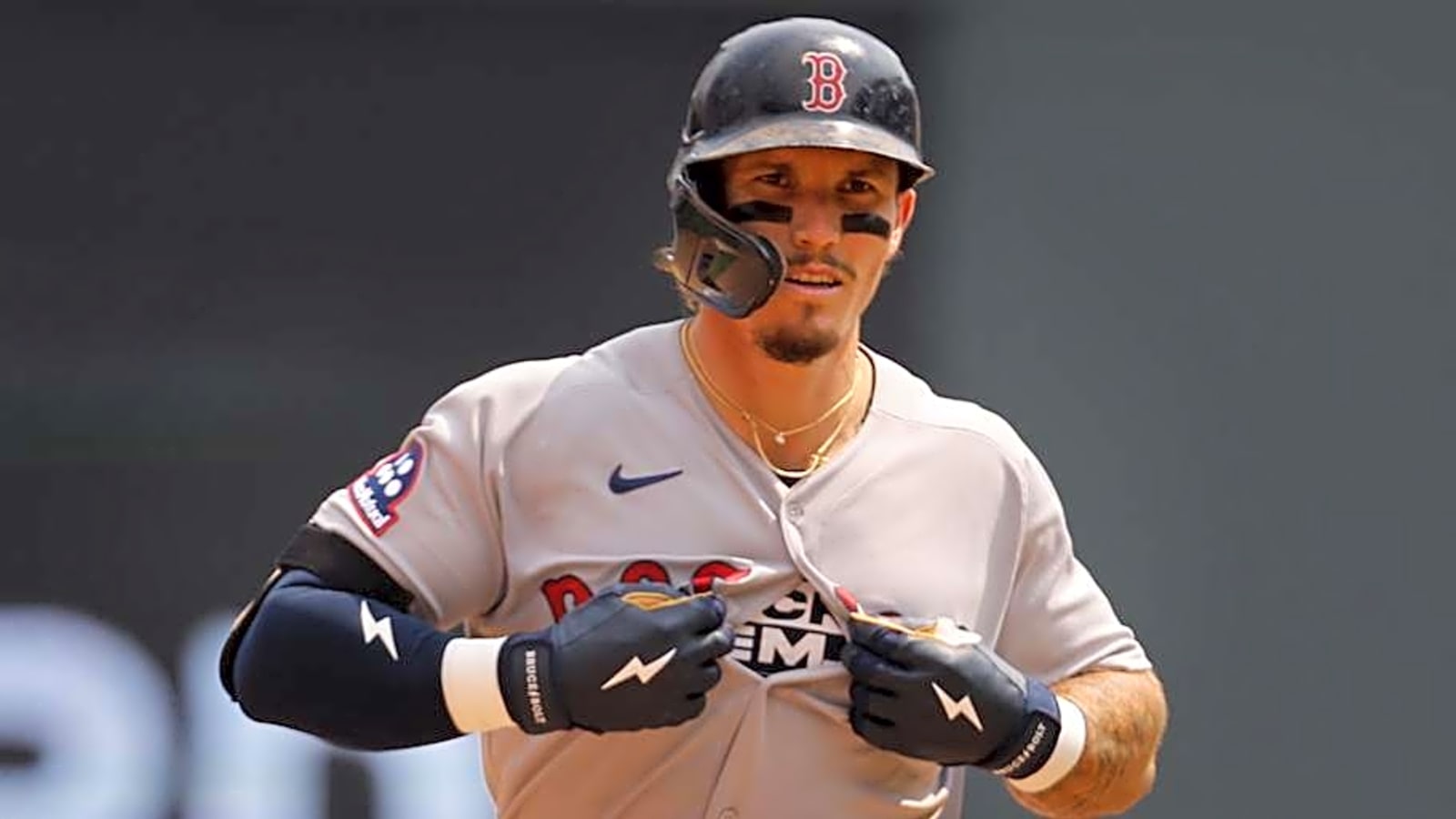 Red Sox's Isiah Kiner-Falefa Signing Leads to Outfield Trade Update