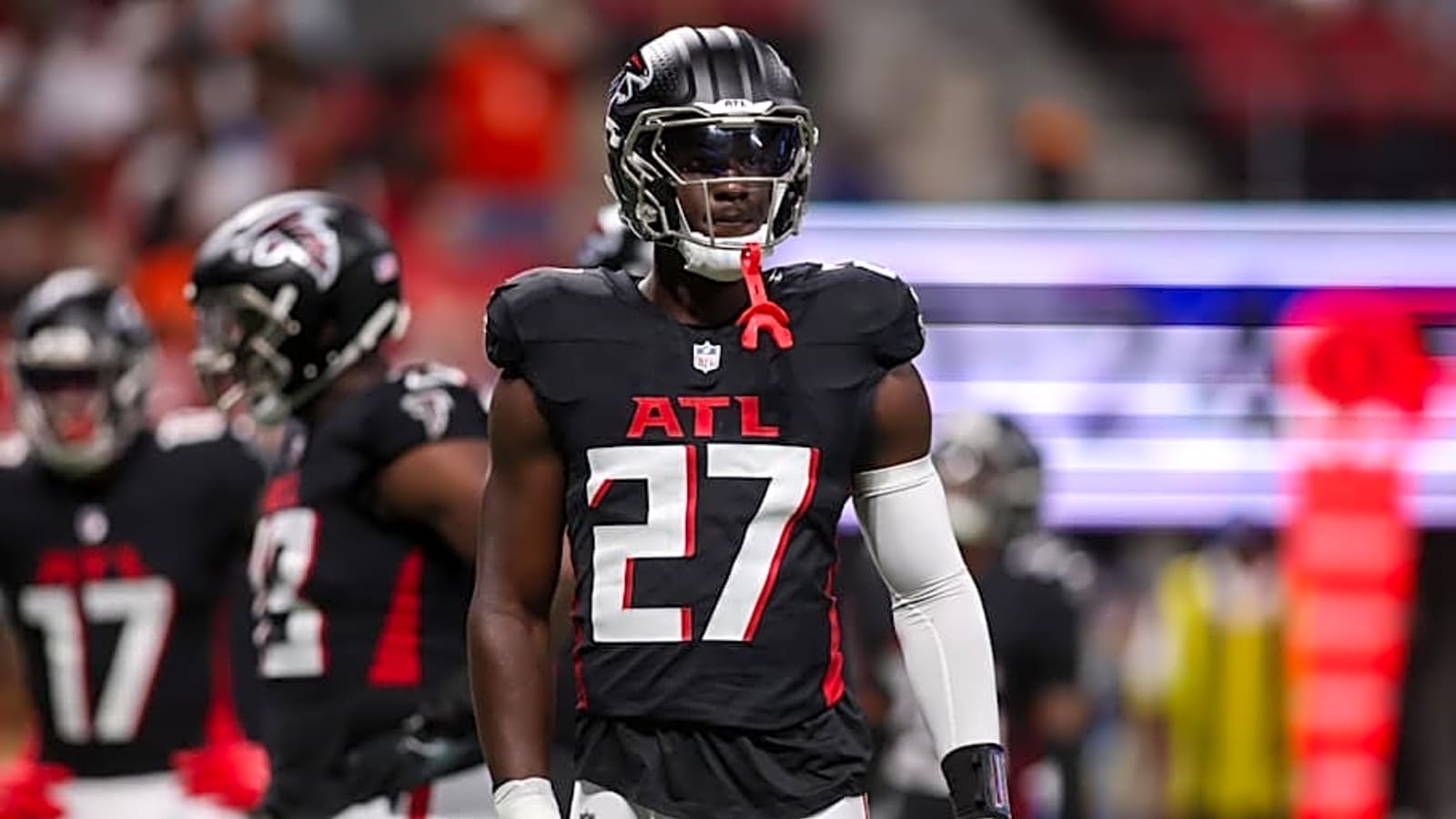 Falcons&#39; James Pearce Jr. Leading Way for 2025 NFL Rookie Class