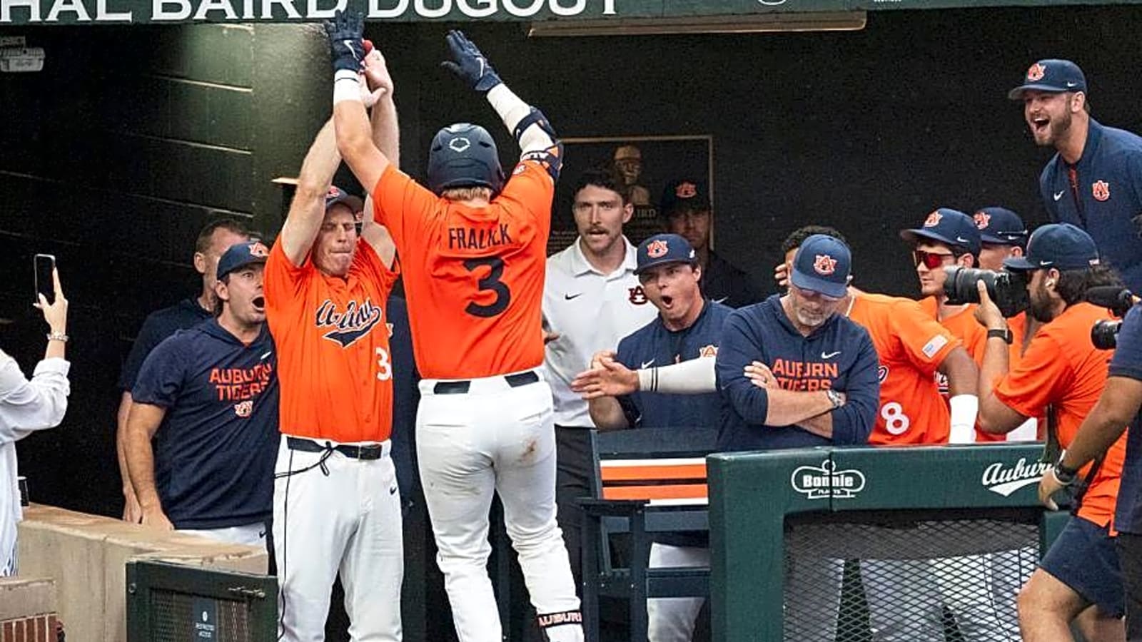 Auburn Baseball Shuts Down UCF,  Faces Quick Turnaround With Milwaukee Late Sunday Night