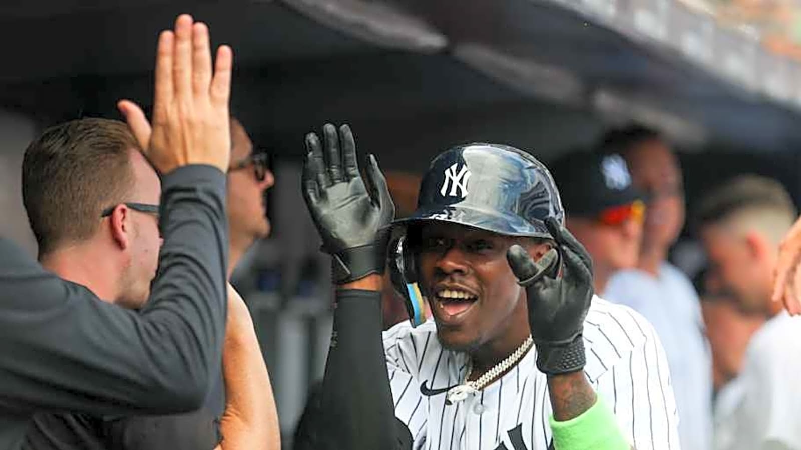 Yankees Offense Shows Up to Clinch A&#39;s Series