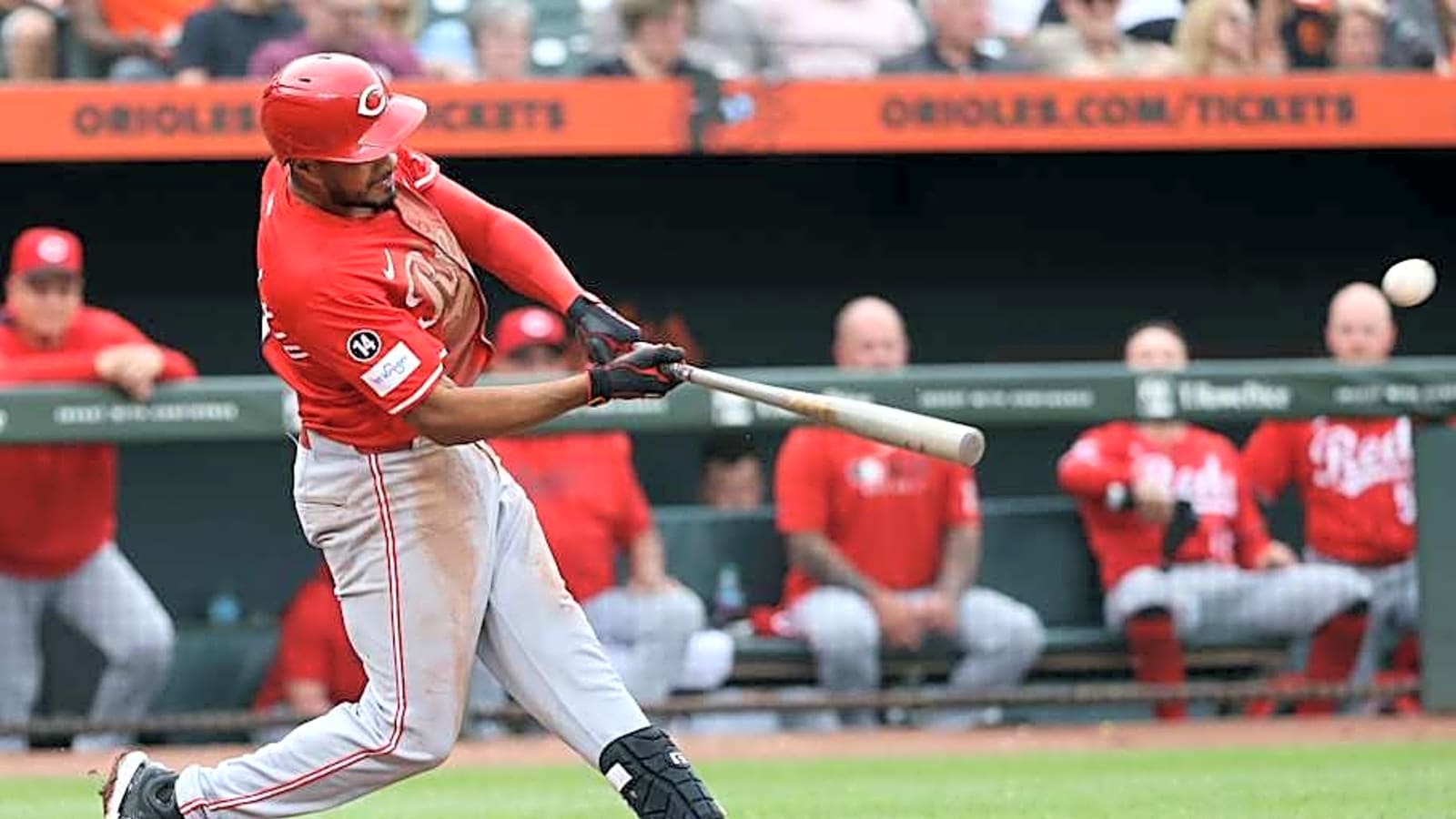 Recently Released Cincinnati Reds Infielder Signs Minor League Deal With Yankees