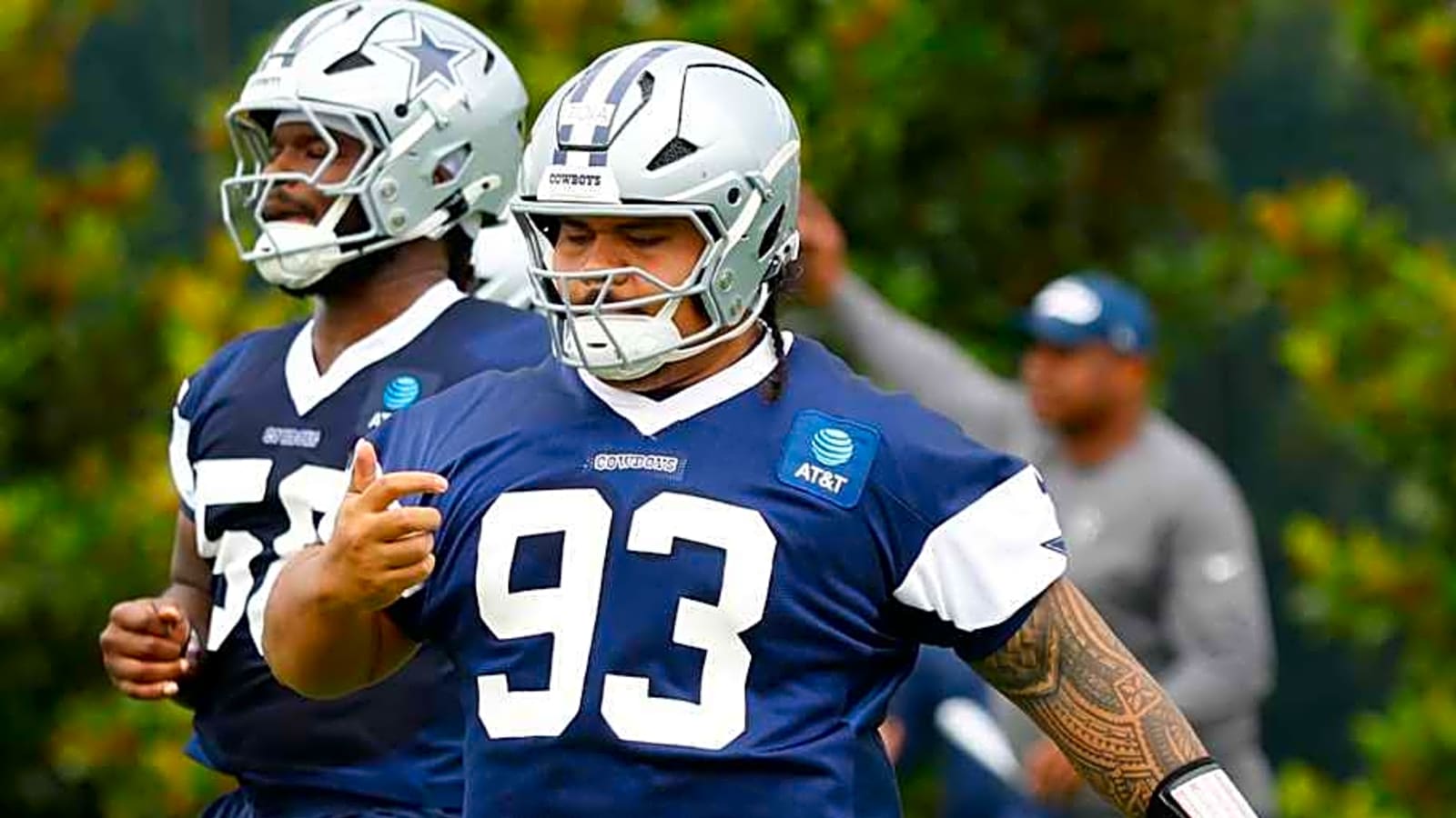 Surprising Cowboys rookie snatching first-team reps from ex first-rounder