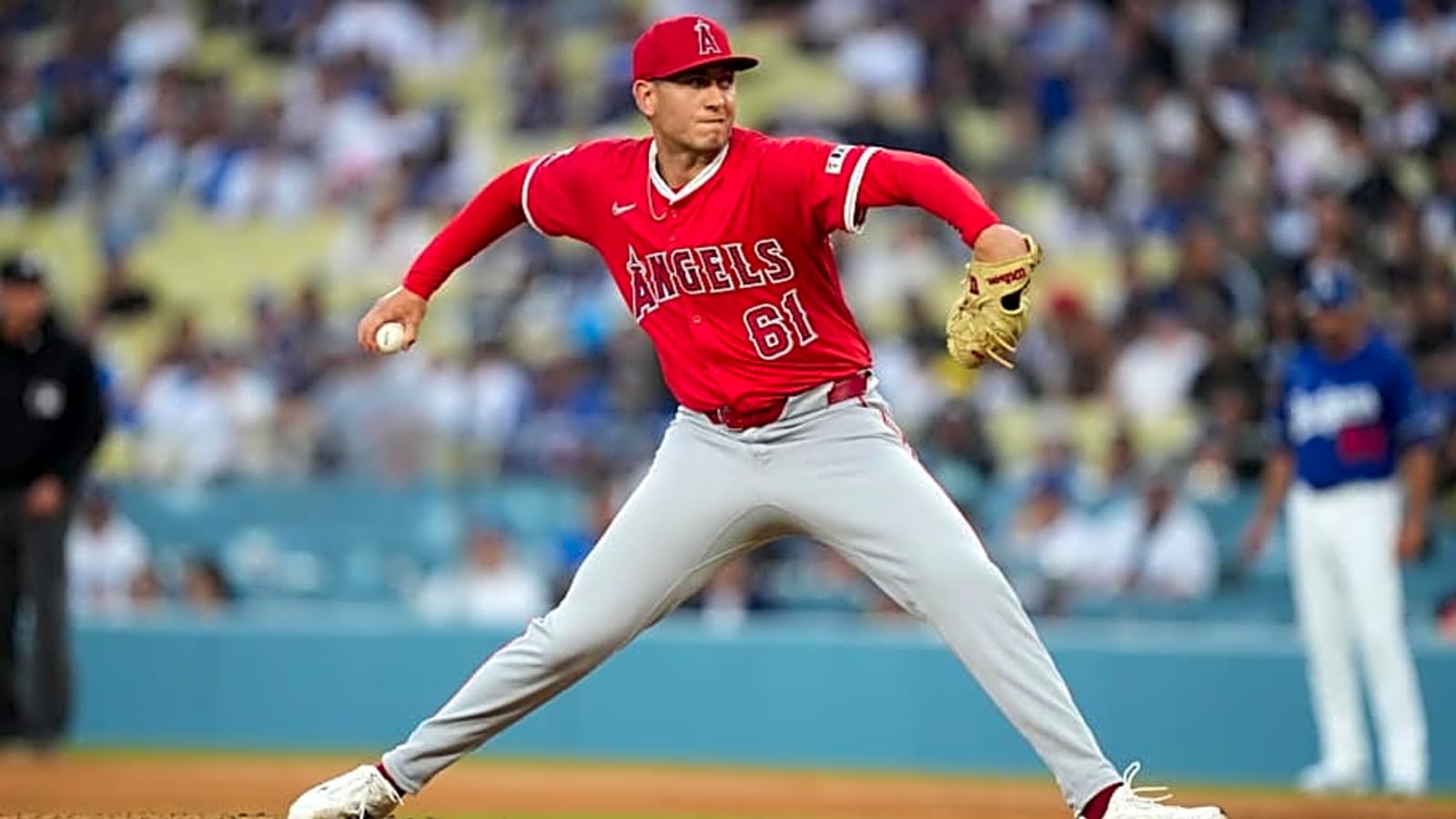 Pirates Outright Relief Pitcher to Minors