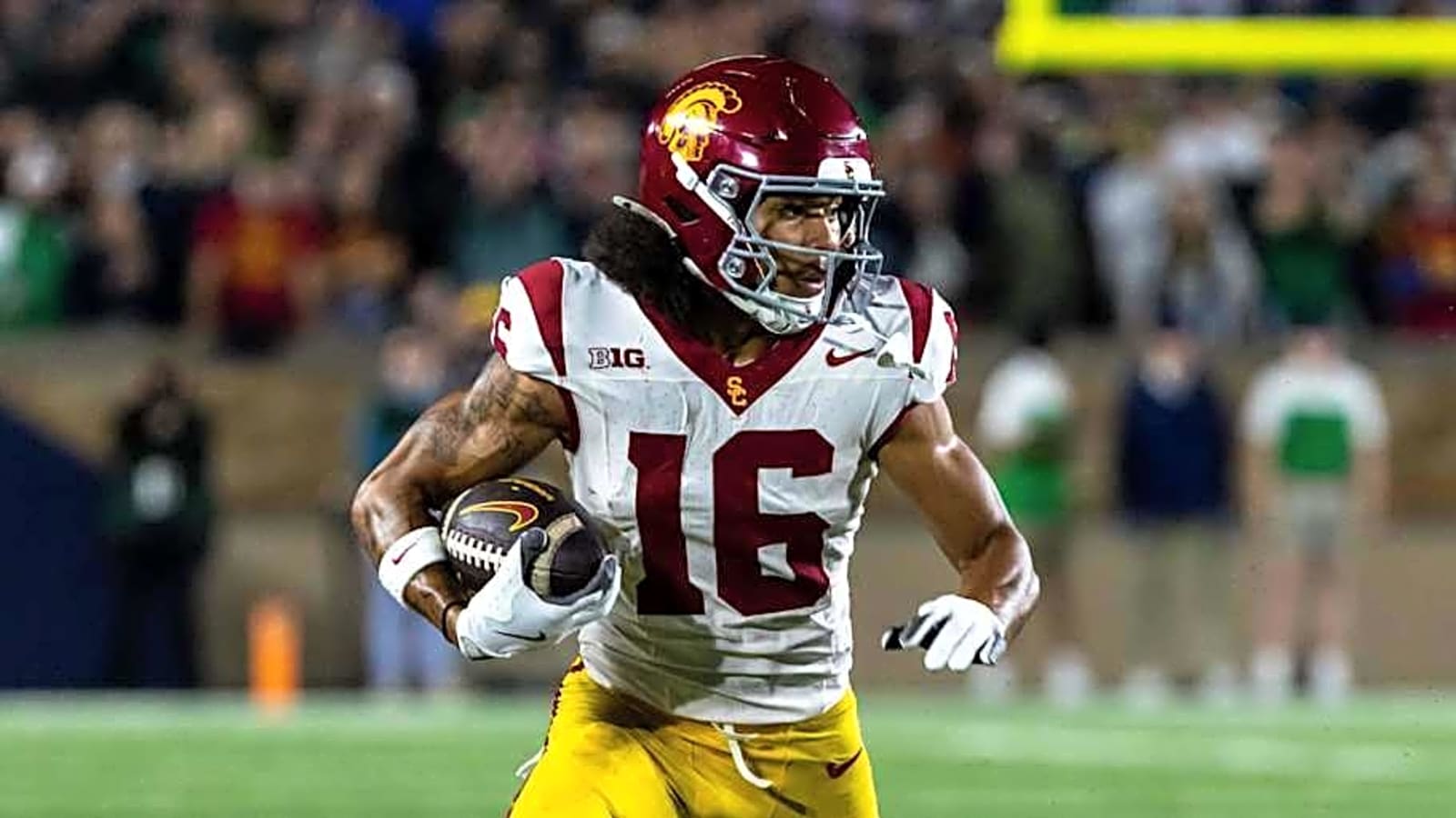 USC Trojans Face Key Question For Tanook Hines Amid NFL Departures