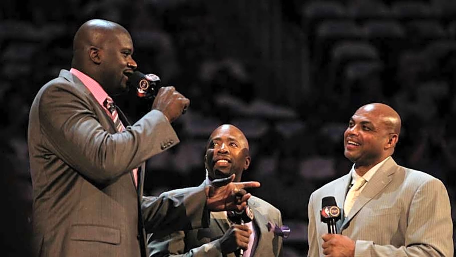 Shaquille O&#39;Neal Reveals Shocking Truth About Relationship With Charles Barkley