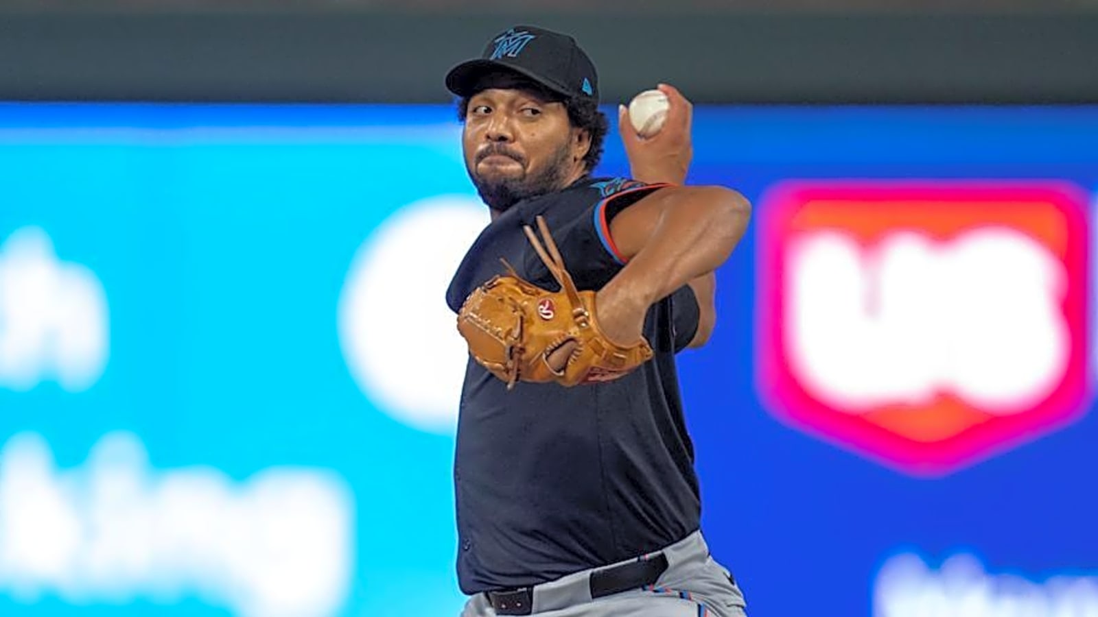Braves Call Up Reliever, Option Another Ahead of Mets Series Finale