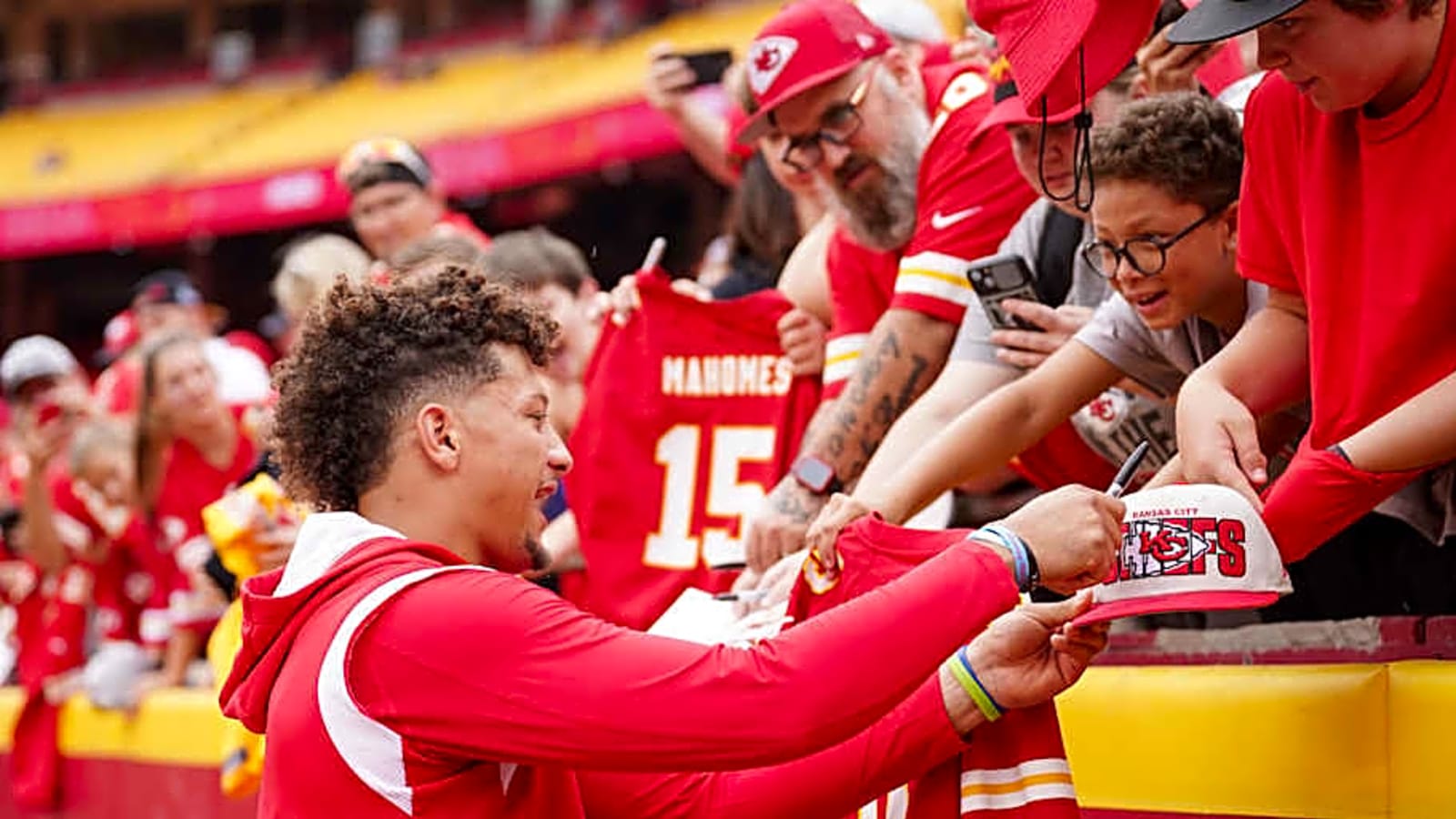 What Was Mahomes’ Reasoning in Starting &#39;15 and the Mahomies Foundation&#39;?