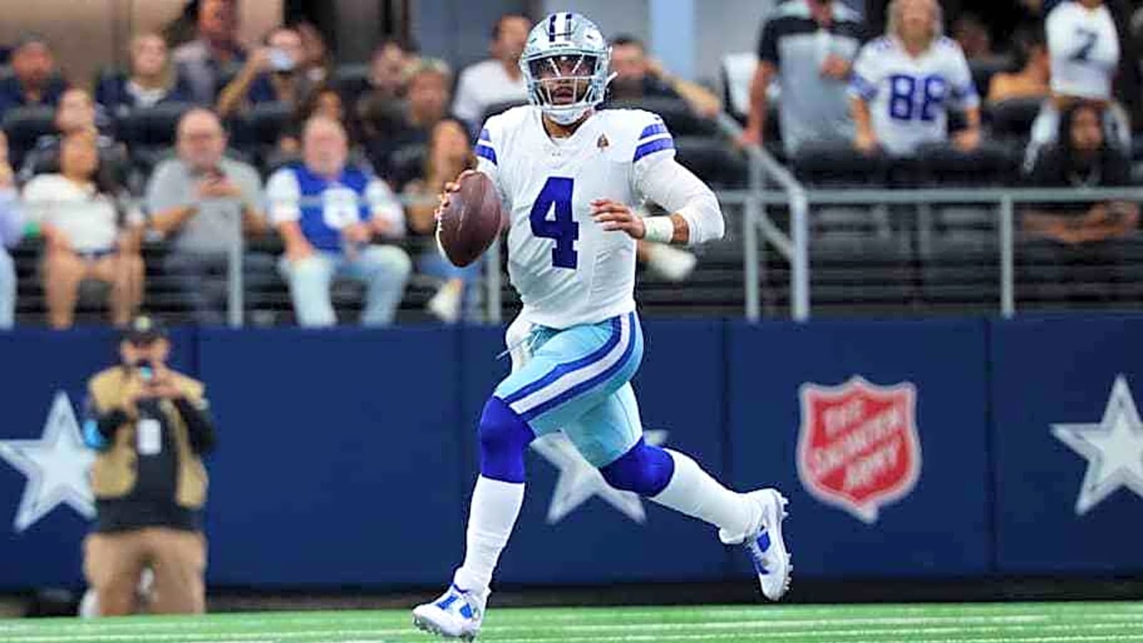 Dallas Cowboys 2025 record prediction: What are the experts saying?