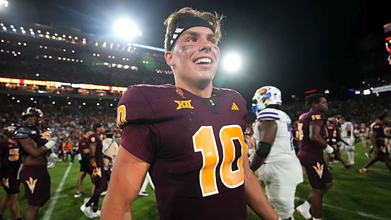 Is Sam Leavitt a Top Heisman Contender?