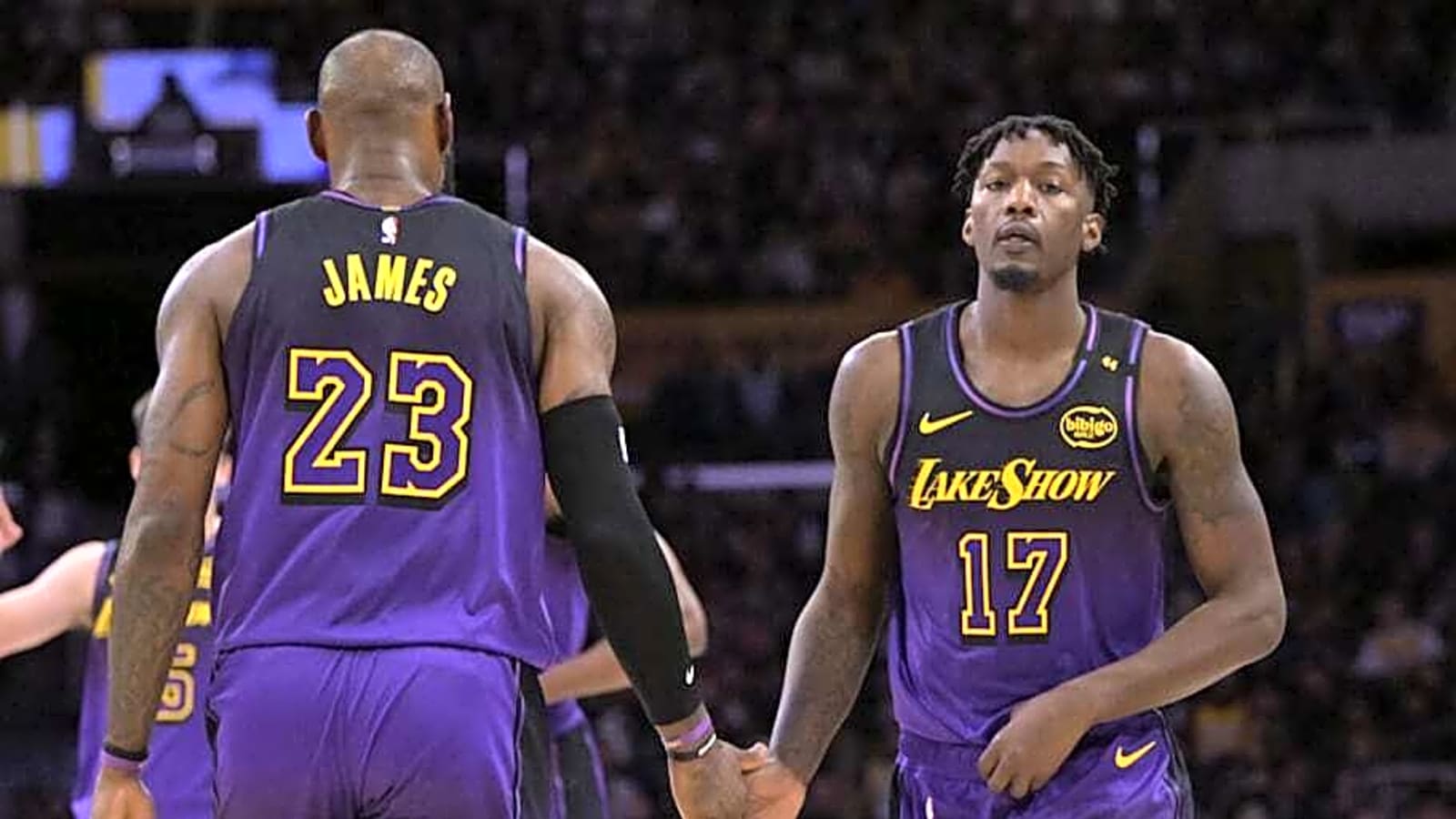 Where Lakers Stand After Contract Decisions From LeBron James and Dorian Finney-Smith