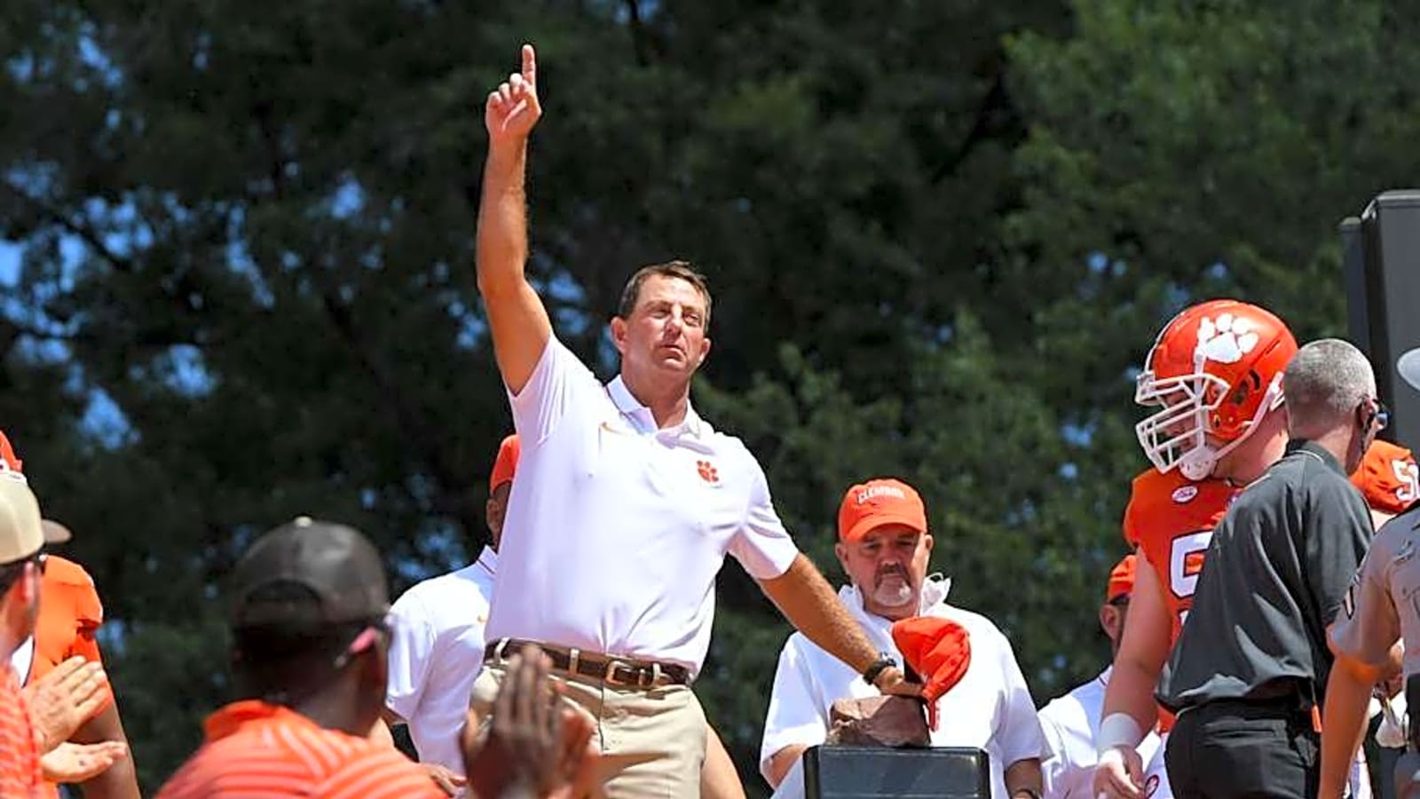Predicting each ACC football game in 2025, and every team&#39;s final record