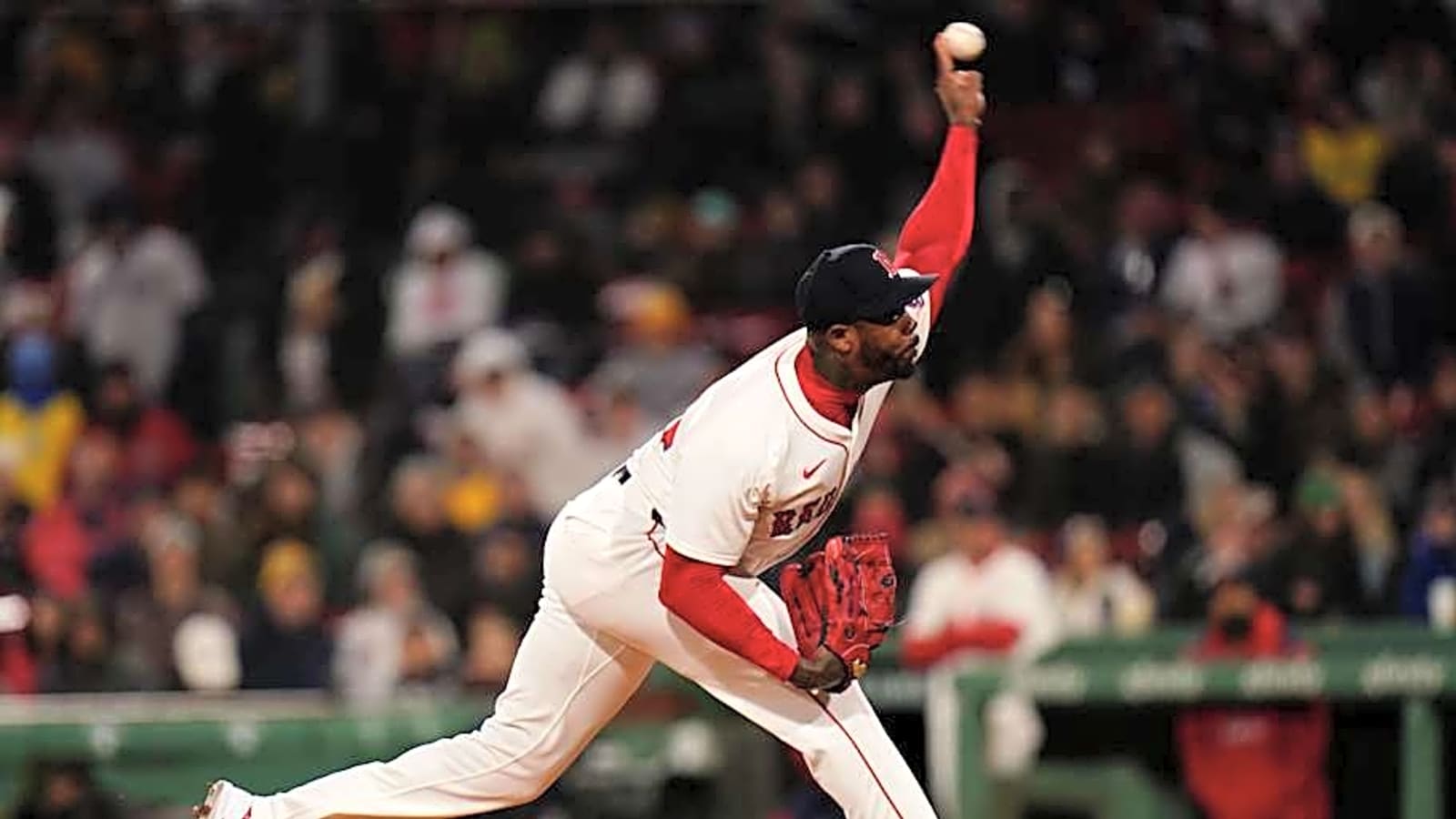 Aroldis Chapman Breaks His Own Record For Fastest Pitch in Boston Red Sox History