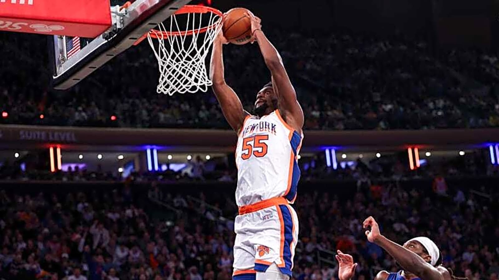 Knicks Sophomore Can Carve Out Rotational Center Role