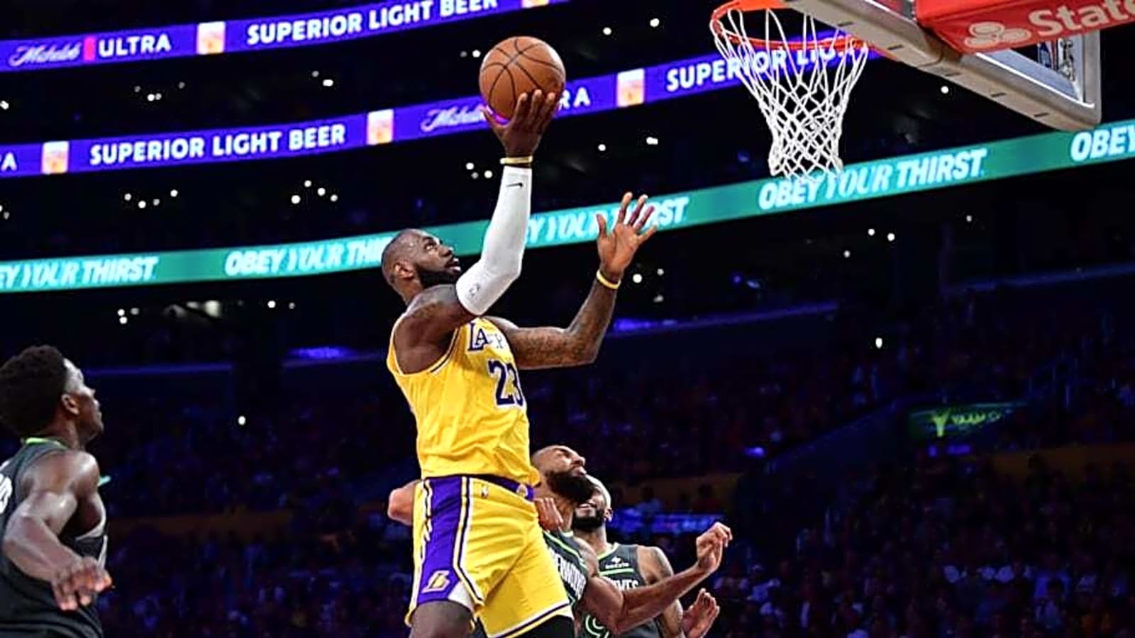  4 Teams Trying to Trade for LeBron James, Per Latest Report