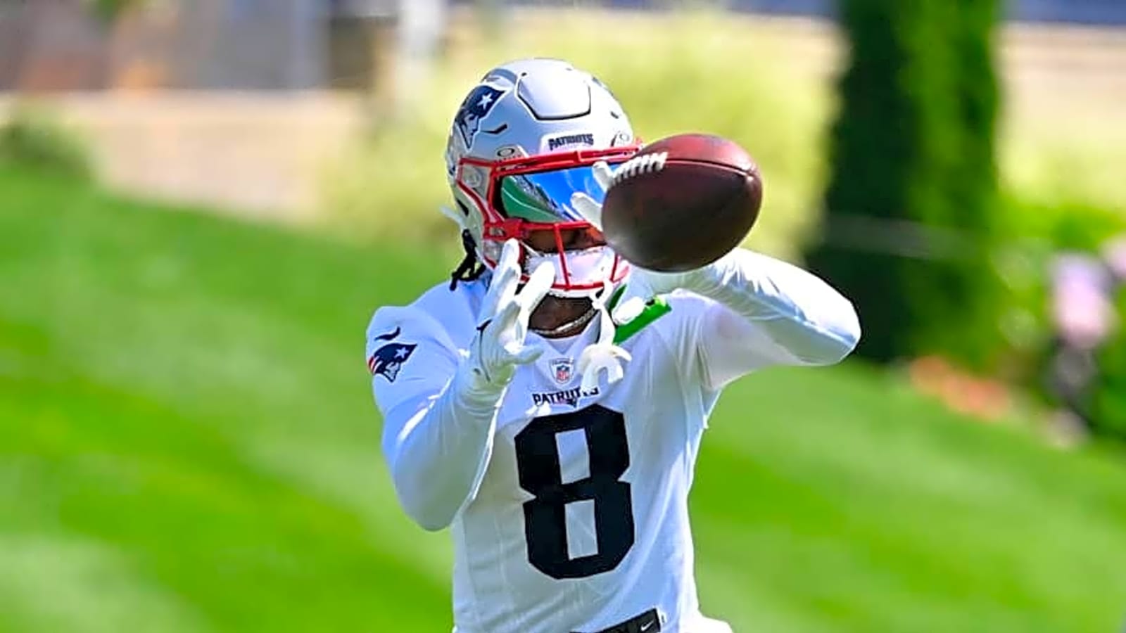 Patriots’ Eliot Wolf Clarifies Stefon Diggs Status