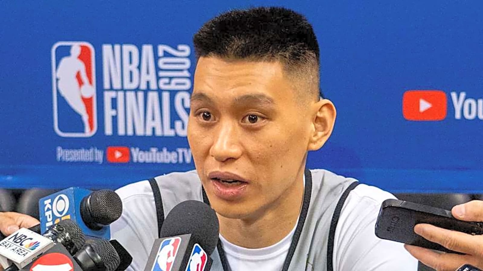 Knicks Legend Jeremy Lin Writes Heartfelt Note To John Wall