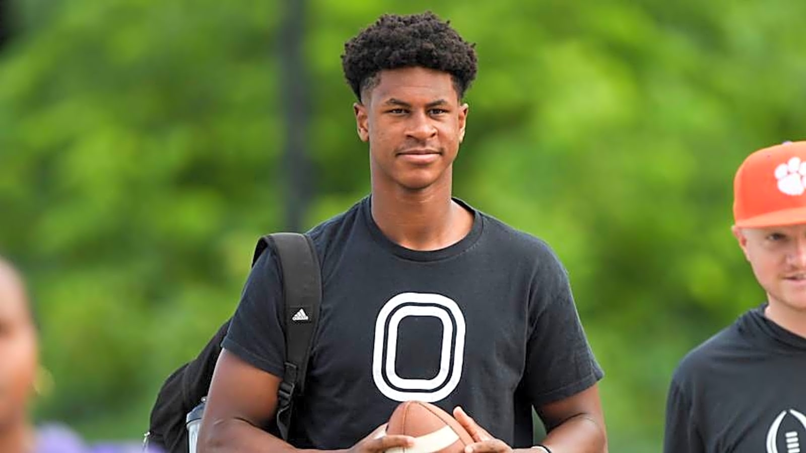 No. 1 College Football QB Recruit Emerges as Top Target for Three Major SEC Programs