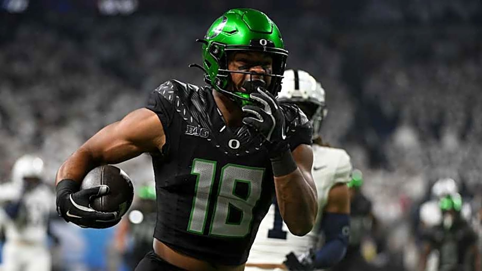 Oregon Ducks Tight End Kenyon Sadiq: Scary Breakout Candidate?