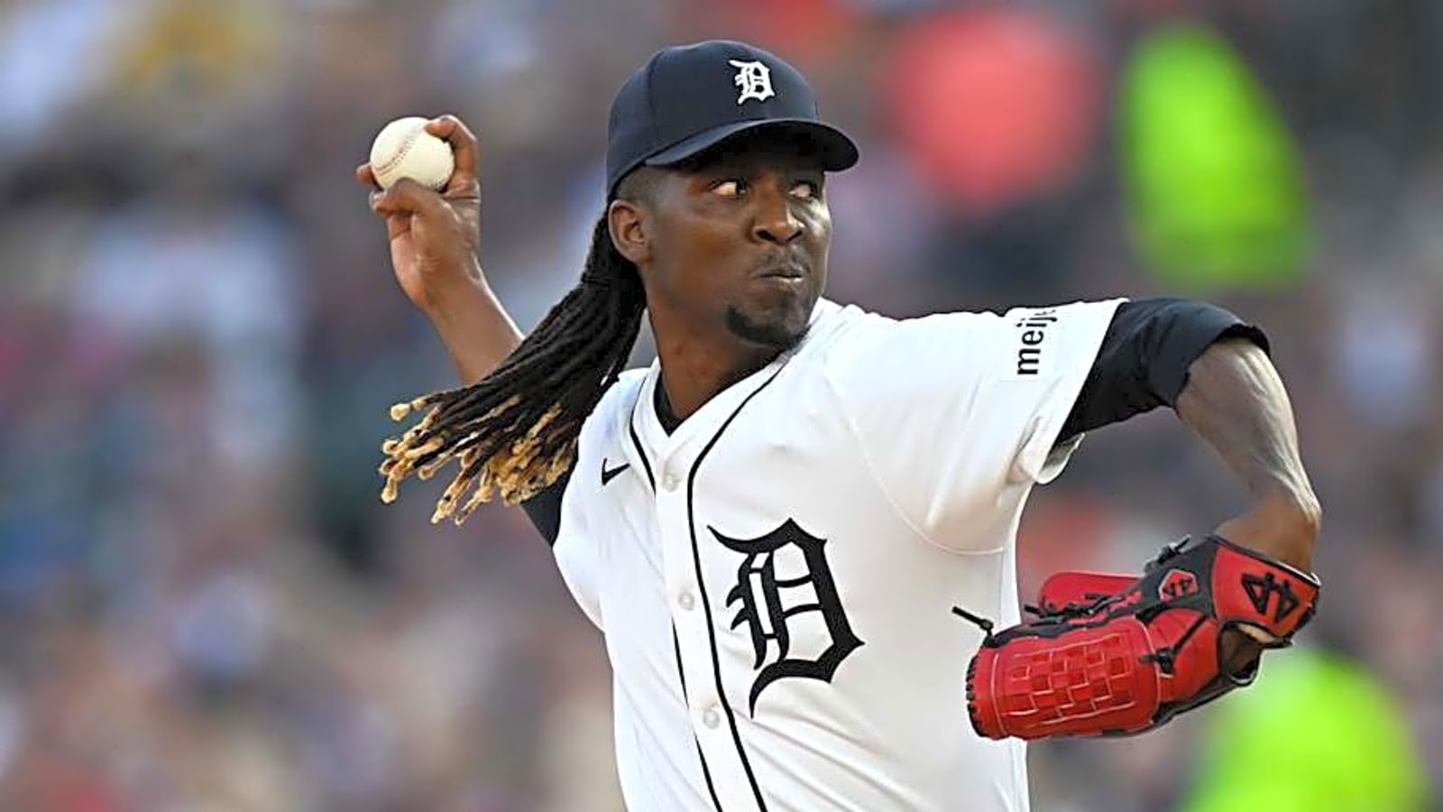 Yankees Sign Veteran Reliever to Minor League Deal