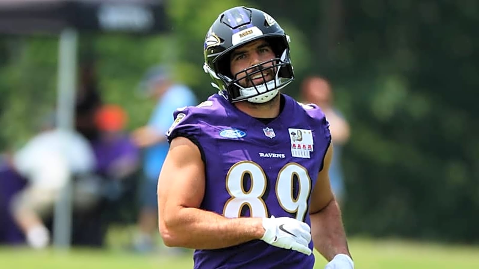 Ravens TE Linked to Trade With AFC Foe