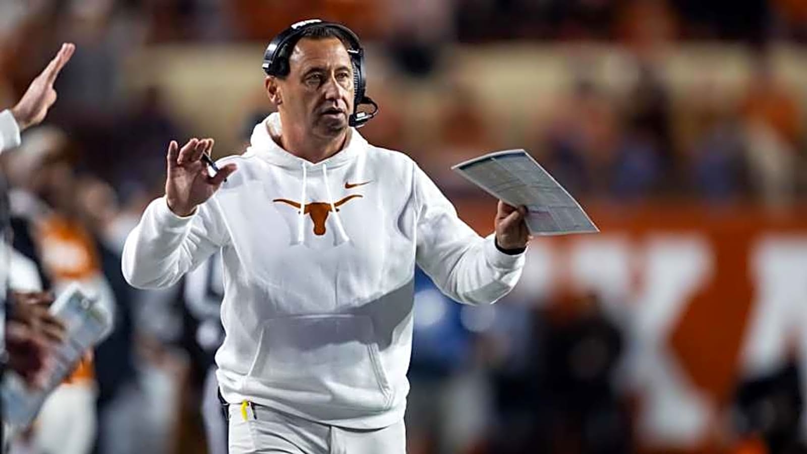Texas Longhorns RB Enters Transfer Portal