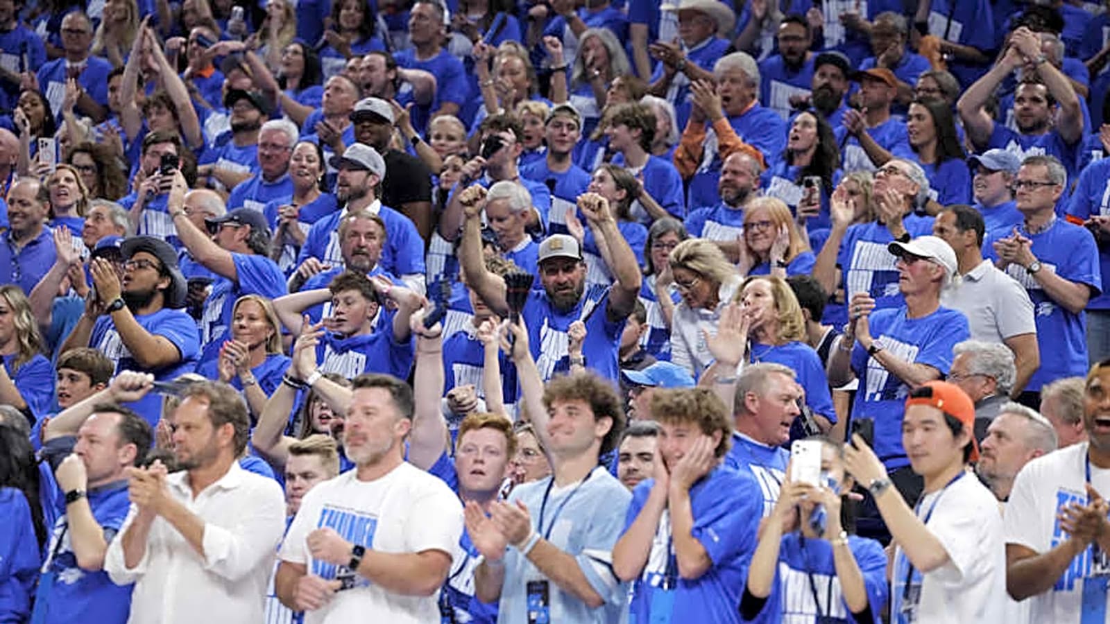 National Media Lauds OKC Thunder&#39;s Playoff Atmosphere After Game 5 Win