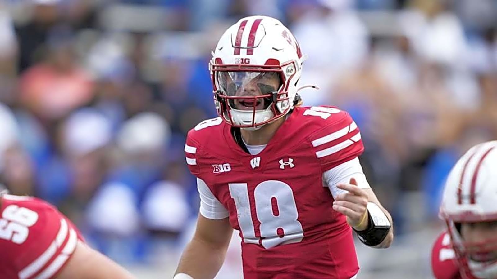Danny O&#39;Neil puts up record-setting performance in first Wisconsin Badgers start