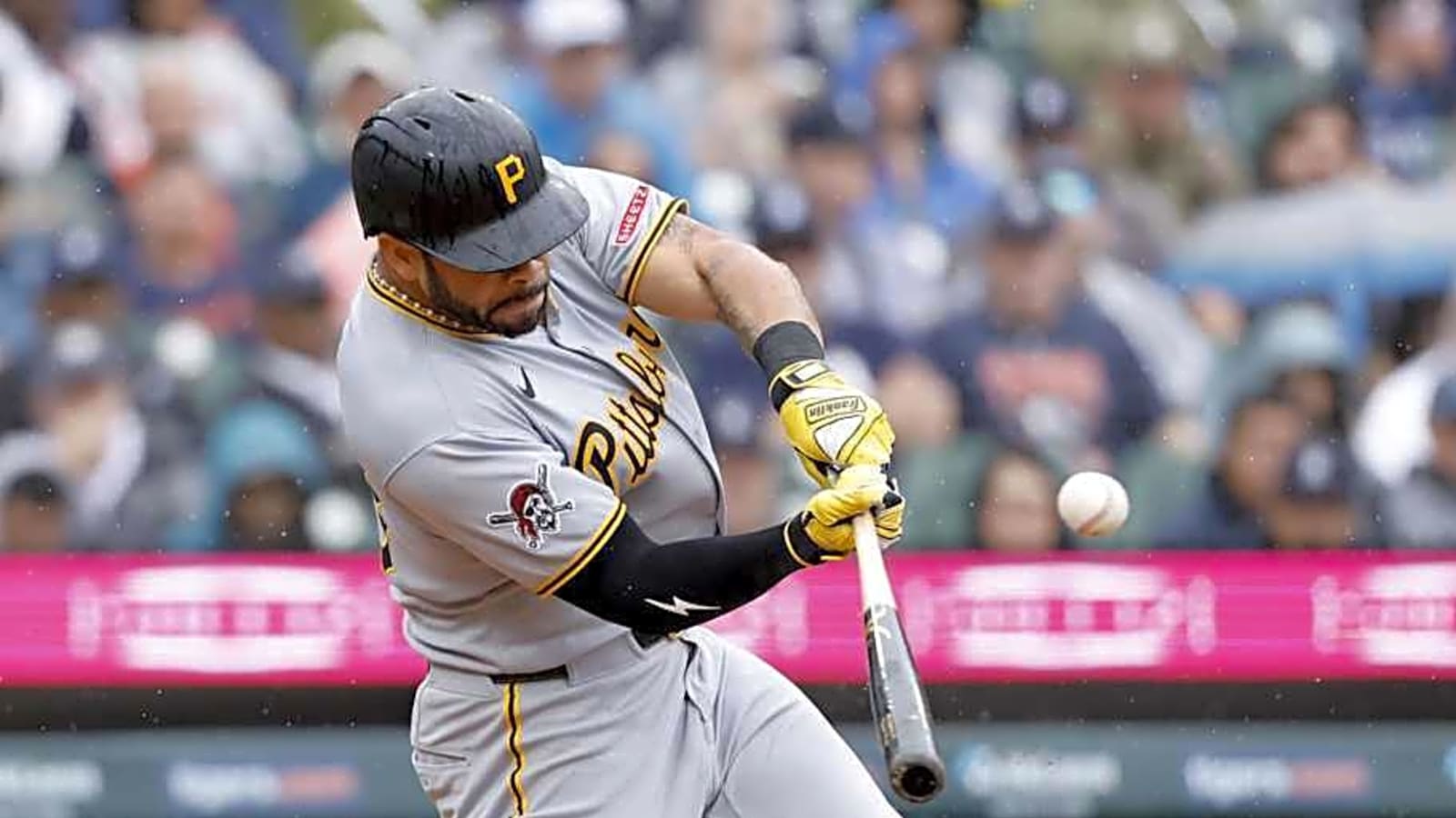 Pirates Make Two Lineup Changes vs. Rangers