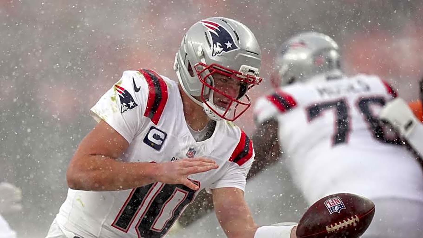 Patriots' Drake Maye Doesn't Have Secret Injury