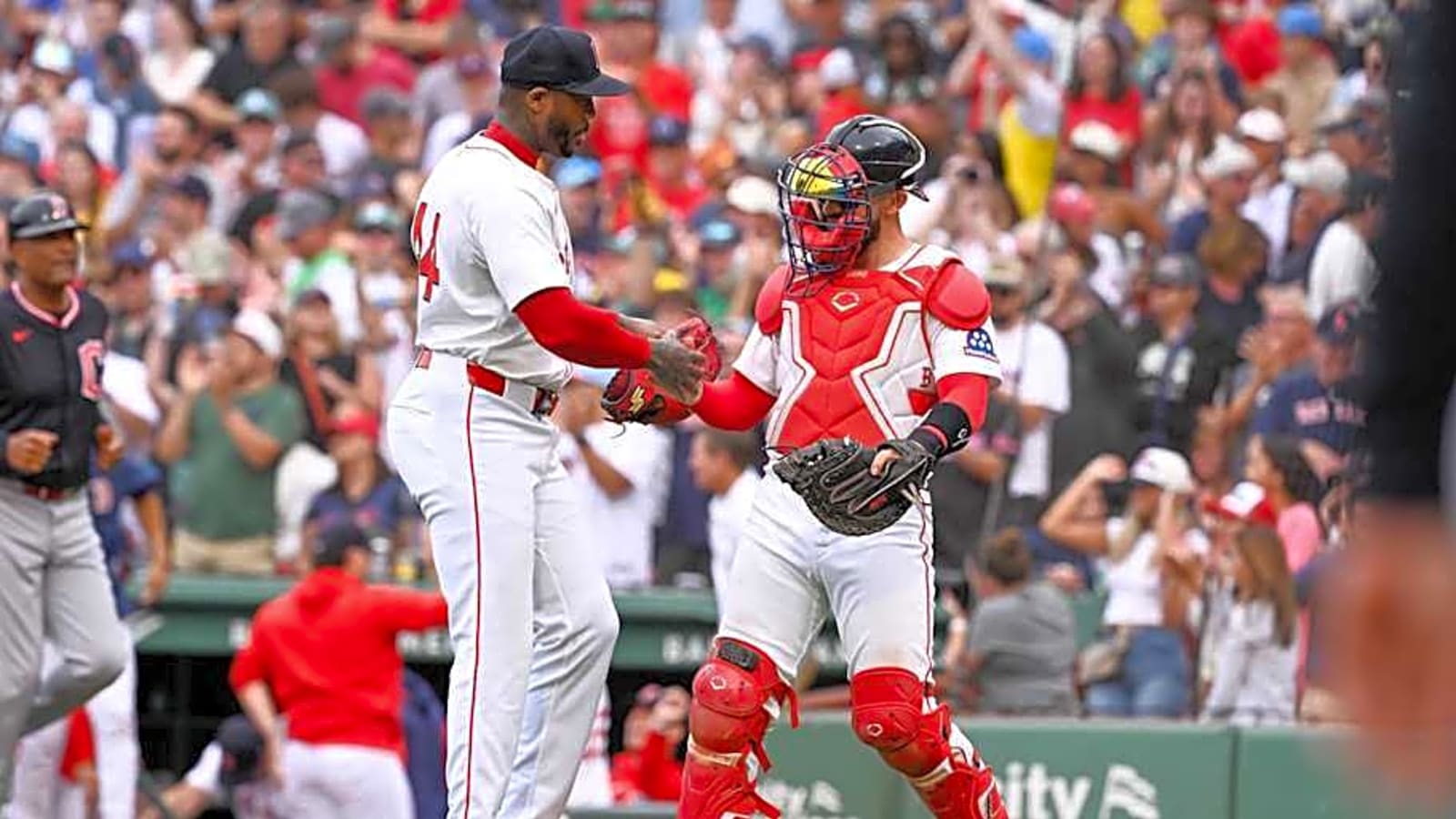 How Does Aroldis Chapman&#39;s Hitless Streak Stack Up Against Best In MLB History?
