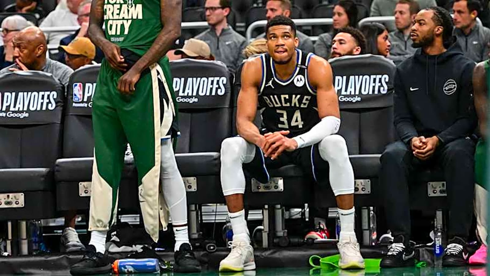 Bucks&#39; Giannis Antetokounmpo Trade Rumors Head Down Strange New Direction