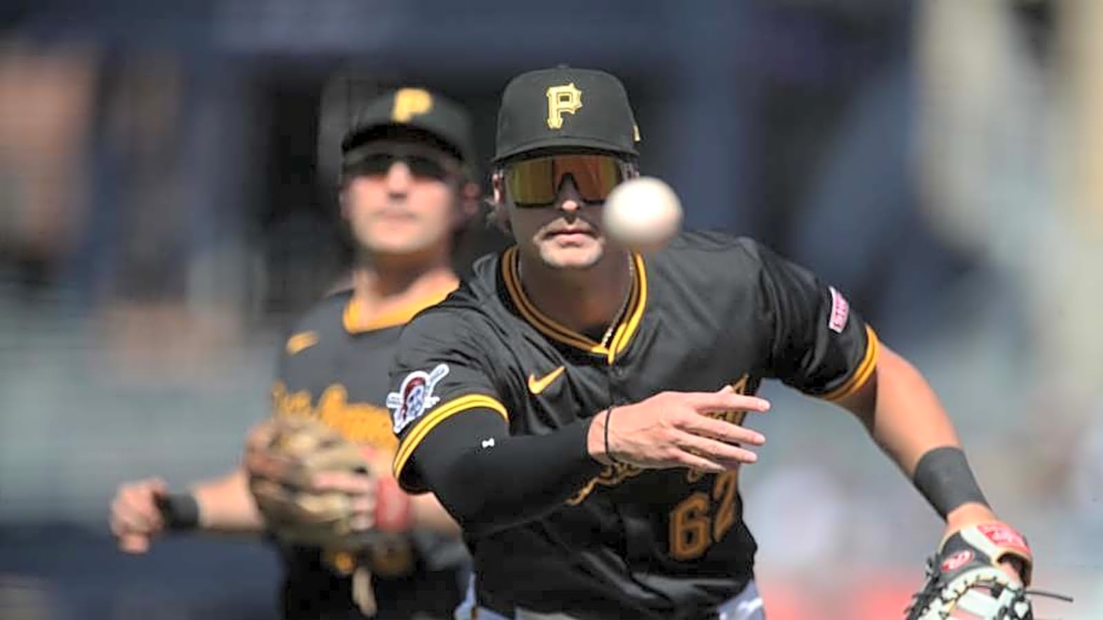 Dodgers Sign Former Pirates Top Prospect as Trade Deadline Nears