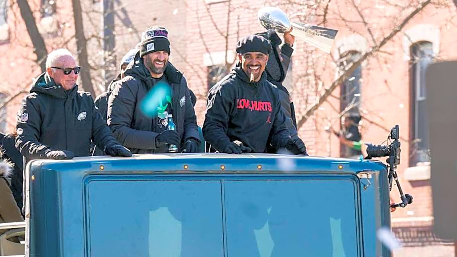 Commitment To Winning Key To Improved Relationship For Eagles Duo
