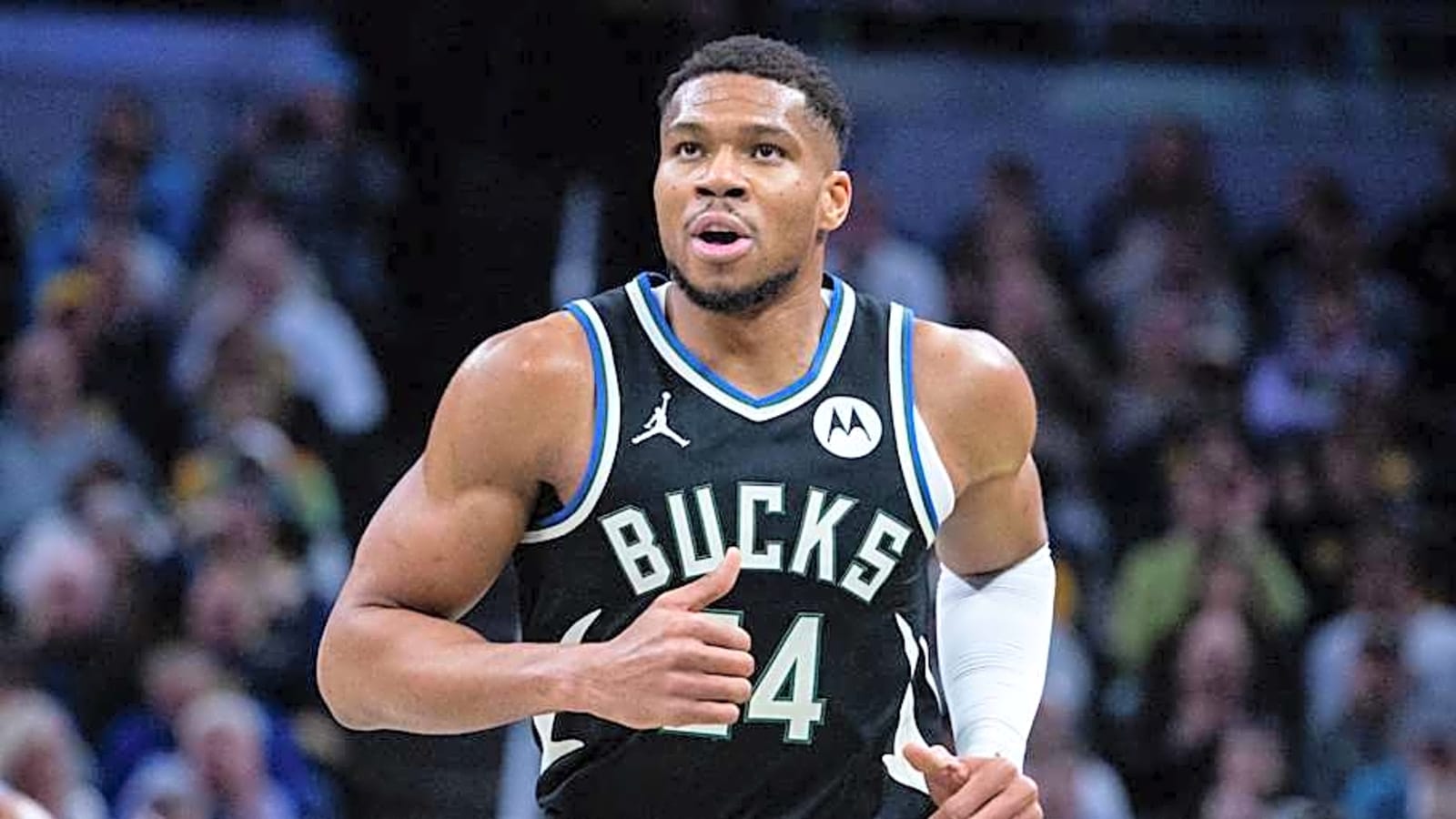 Big Update on Potential Giannis Antetokounmpo Trade Amid Warriors Interest