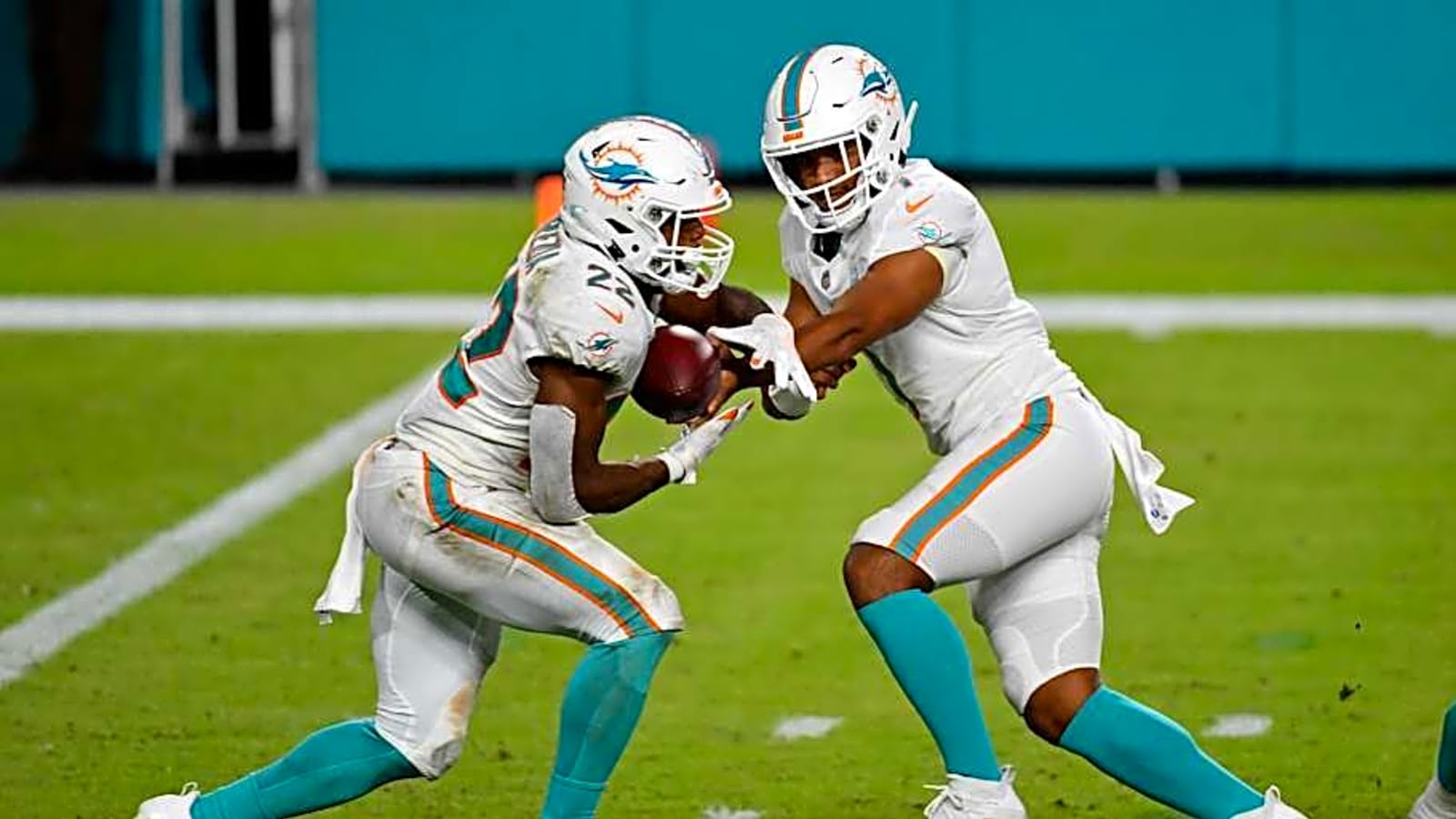 Former Dolphins Running Back Retires After Turning Down Workout