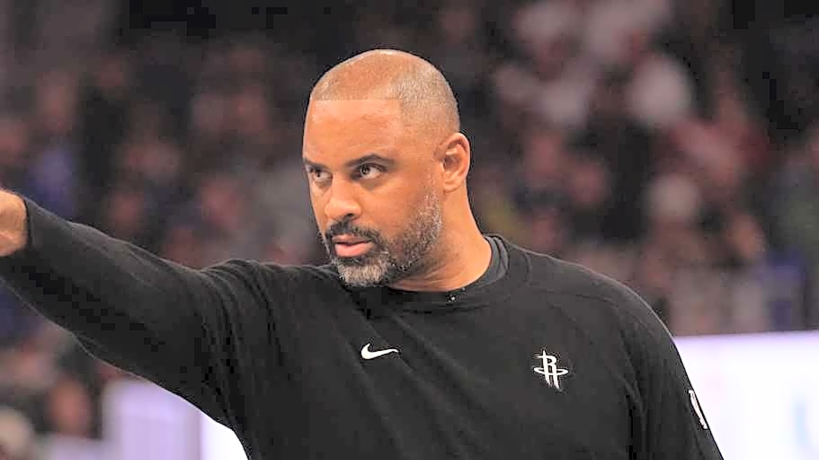 Both Rockets and Jazz Will be Without Centers Tonight