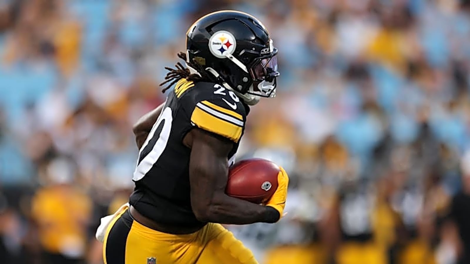 Ben Roethlisberger Shares Shocking Prediction for Steelers Rookie