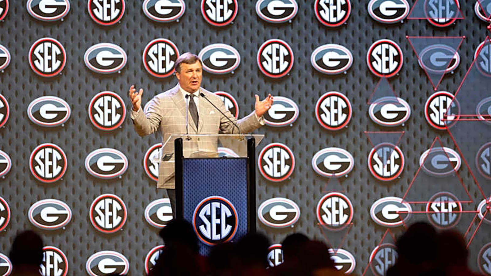 Georgia Bulldogs Reveal List of Football Players Who Will Be Attending SEC Media Days